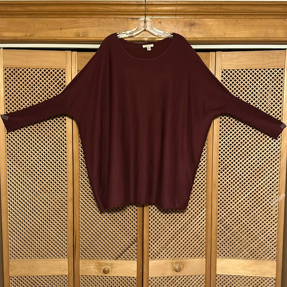 Women’s scoop neck oversized sweater batwing ribbed sleeves WINE  M/L. (515)
